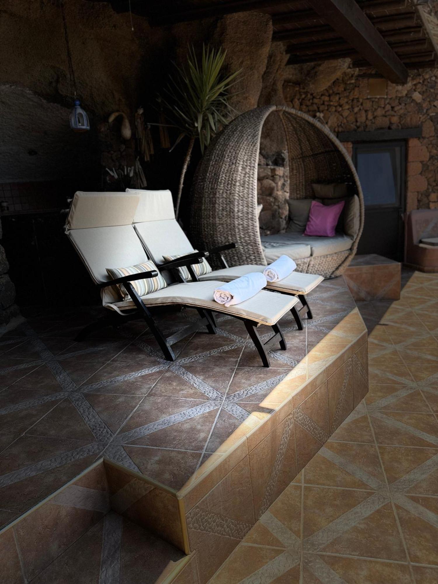 Castillo Lanzarote Villa Sophie - Luxury Villa -Sleep In A Volcanic Cave With Heated Pool Tias Exterior photo