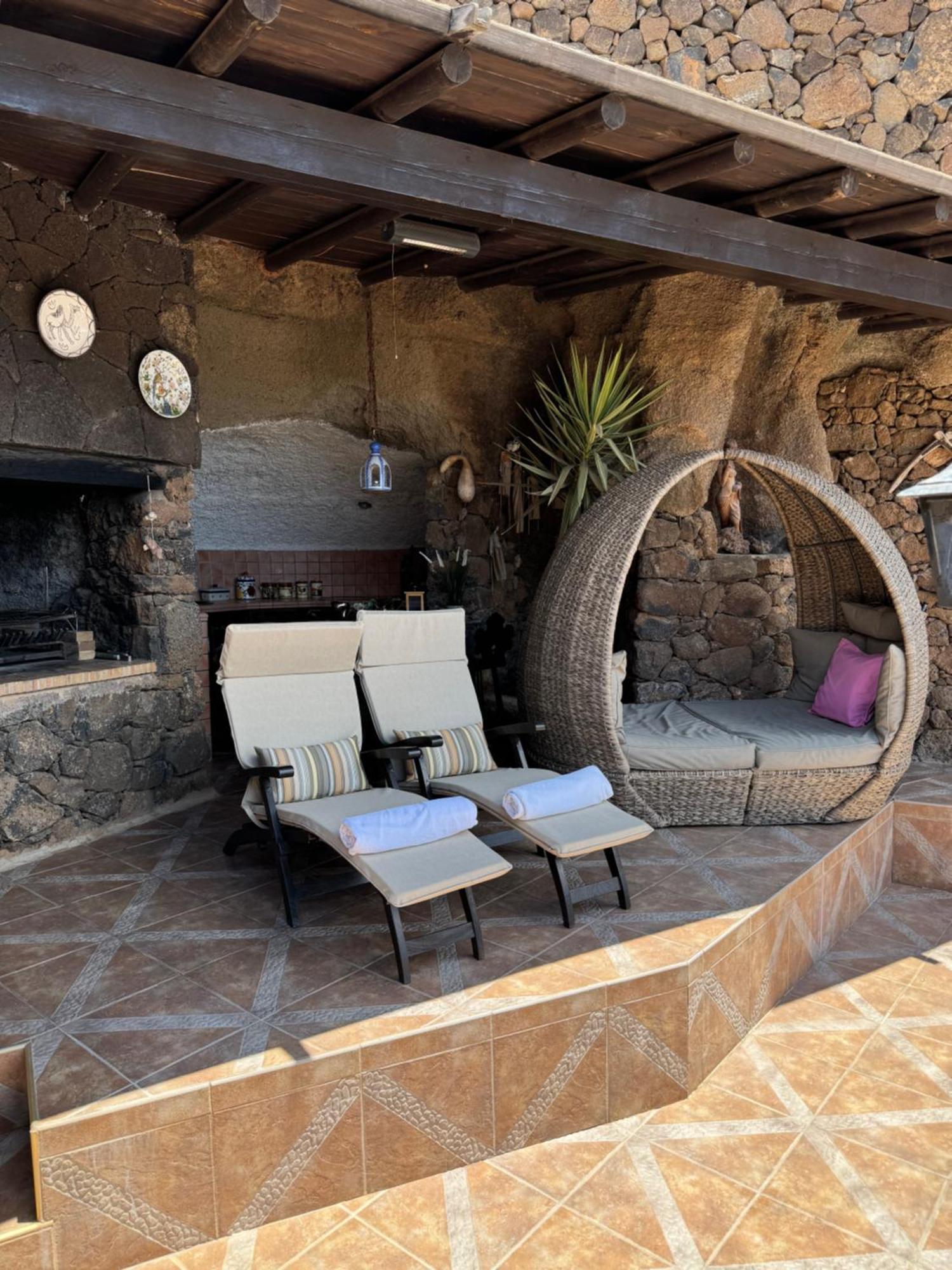 Castillo Lanzarote Villa Sophie - Luxury Villa -Sleep In A Volcanic Cave With Heated Pool Tias Exterior photo